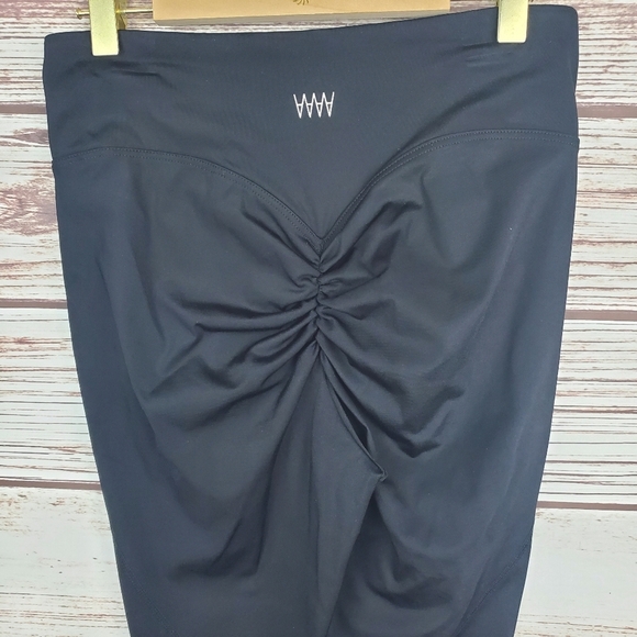 Wicked Weasel Womens Medium Black 745 Booty Leggings Discontinued            #42 - Picture 7 of 9